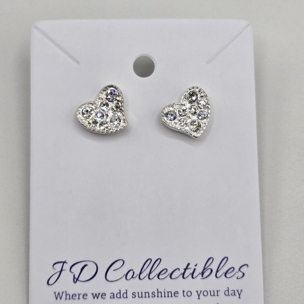 Heart Stud Earrings Made with Swarovski Crystals Silver Overlay NWOT - Picture 1 of 5